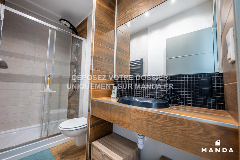 Chambre - 10 m² - 4 pièces