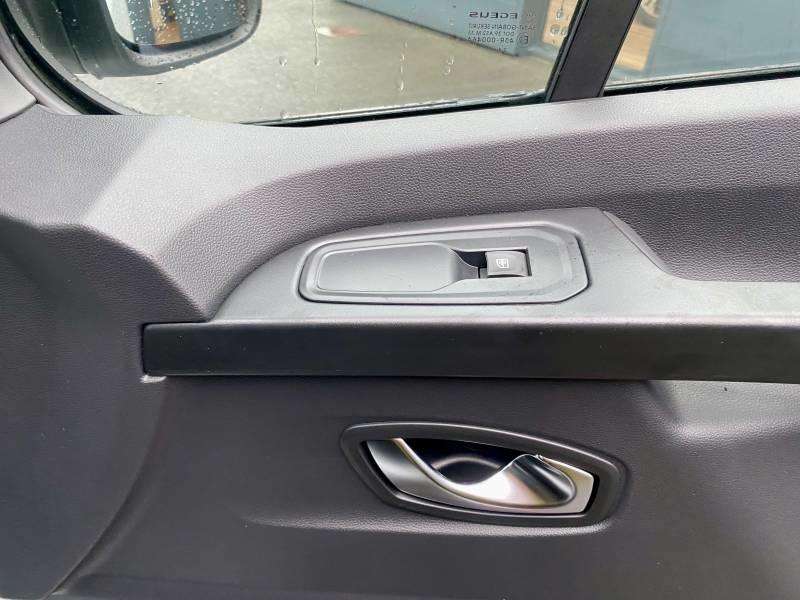 Nissan Primastar Fourgon L2h1 3t1 2.0 Dci 150 s/S Bvm n-Connecta