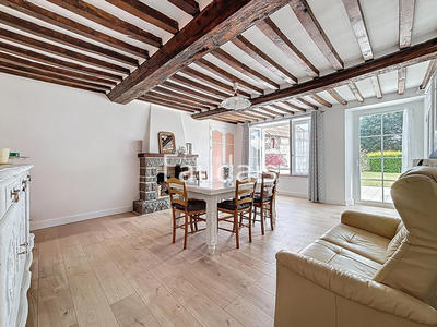 Maison - 195 m² - 7 pièces