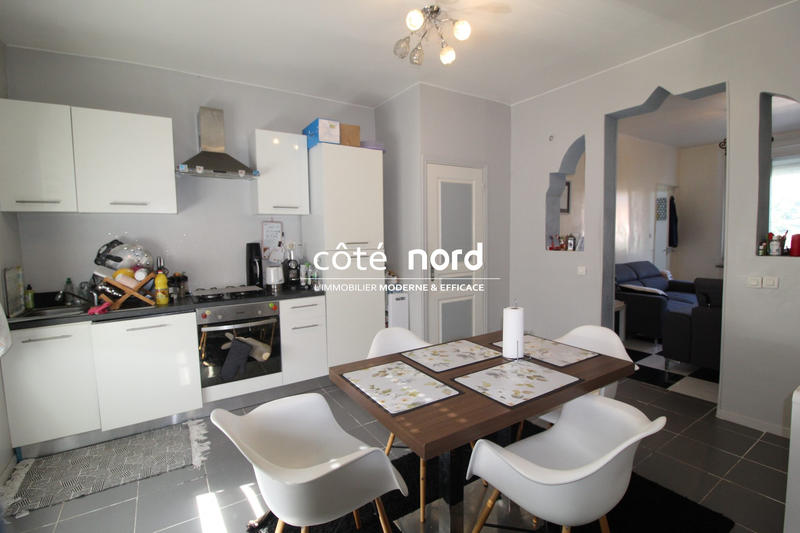 Maison - 250 m² - 7 pièces