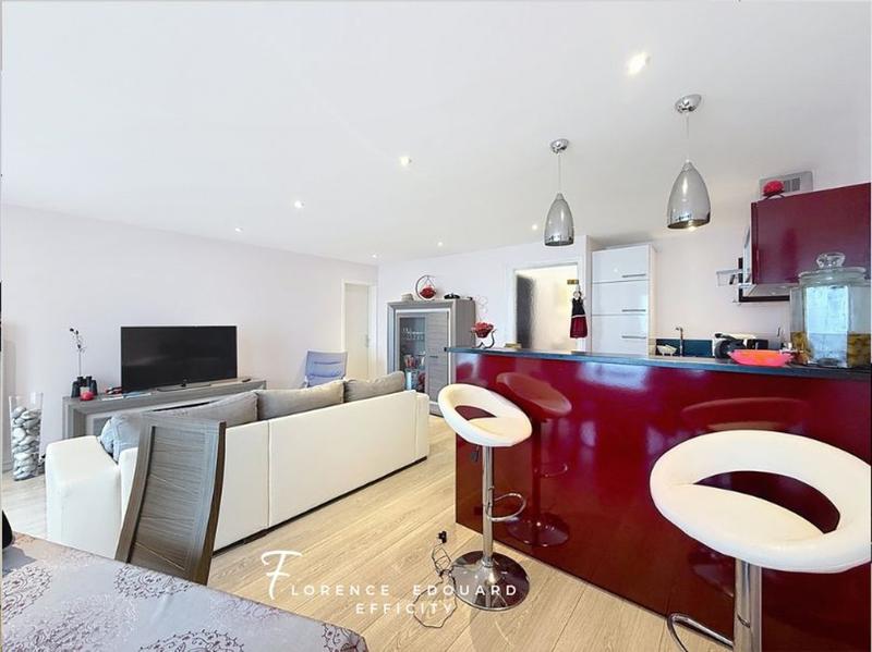 Appartement - 64 m² - 4 pièces