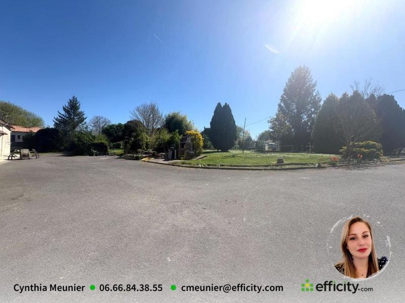 Maison - 324 m² - 11 pièces