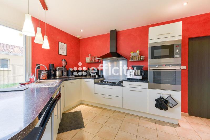 Maison - 100 m² - 4 pièces