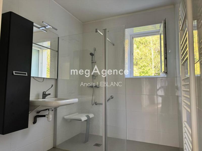 Maison en pierre - 93 m² - 5 pièces