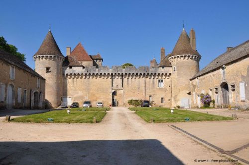 Chateau de Rully Tourisme
