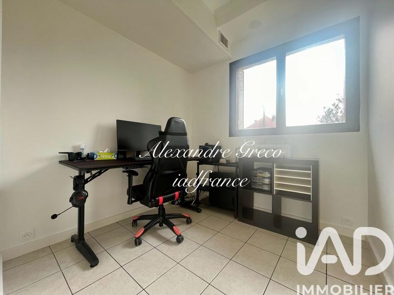 Maison - 185 m² - 8 pièces