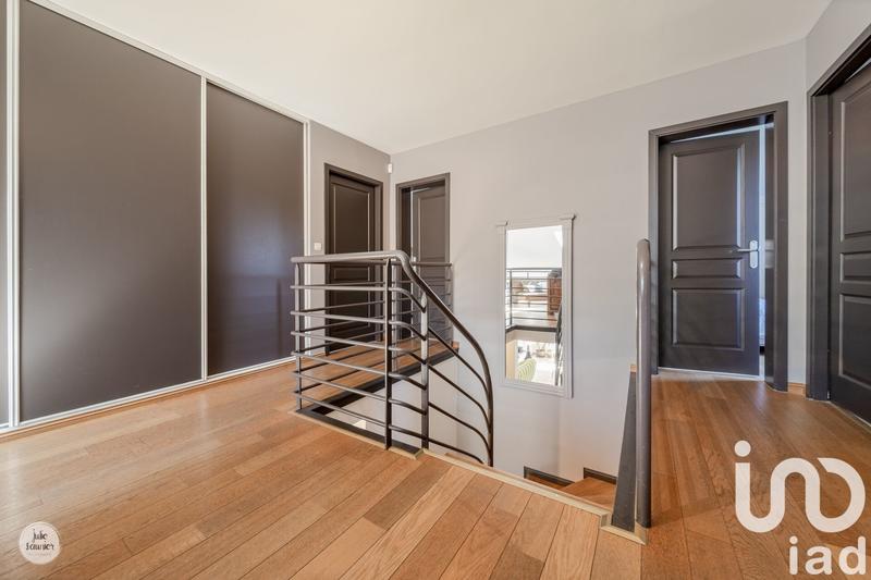 Maison de maîtres - 191 m² - 7 pièces