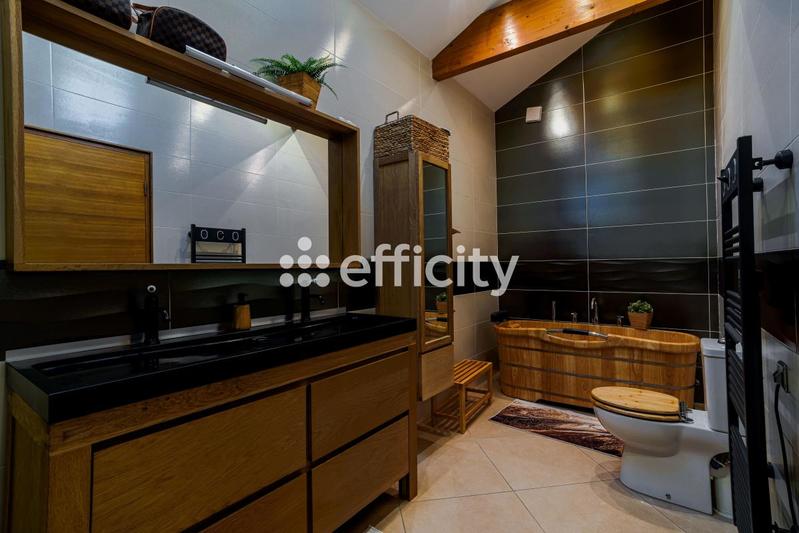 Pavillon - 100 m² - 4 pièces