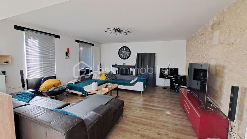 Maison chambre d'hôtes - 340 m² - 8 pièces