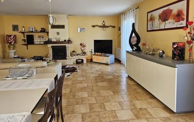 Maison - 140 m² - 5 pièces