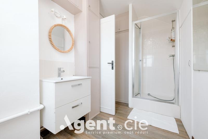 Maison - 143 m² - 7 pièces