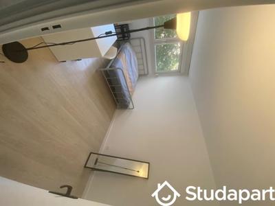 Chambre - 9 m² - 1 pièce