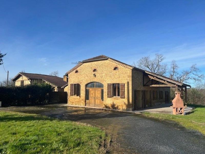 Maison - 303 m² - 10 pièces