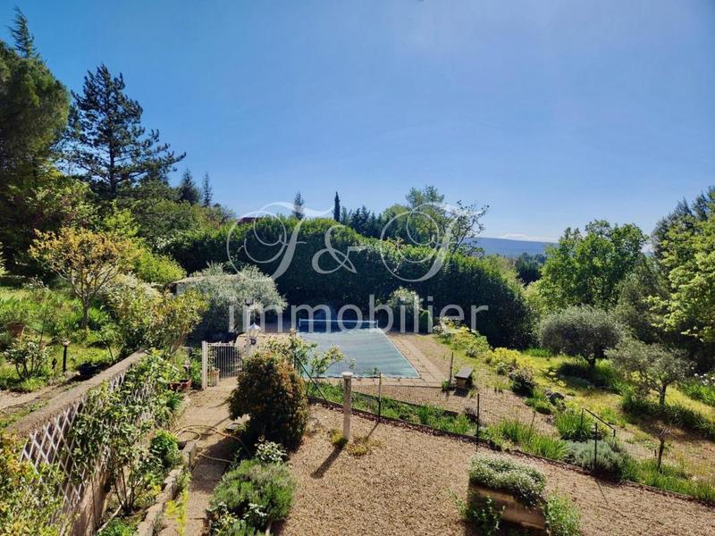 Maison traditionnelle - 97 m²