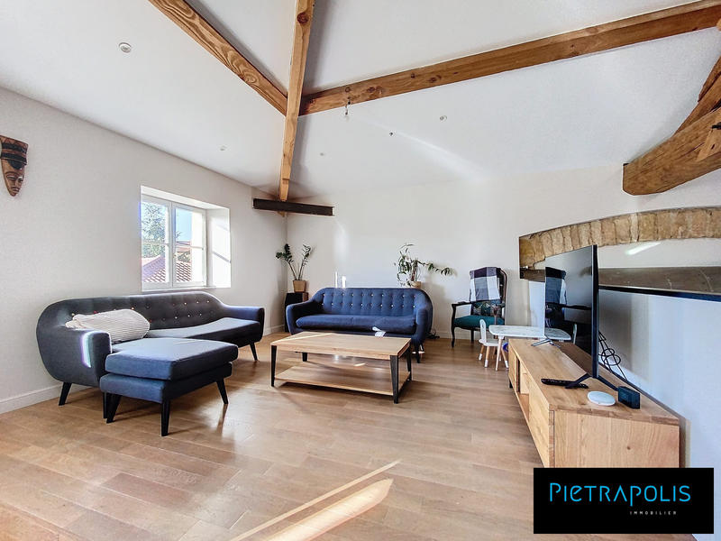 Maison - 236 m² - 7 pièces