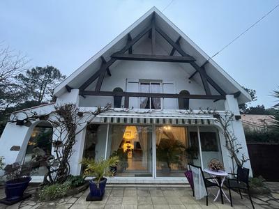 Maison - 149 m² - 7 pièces