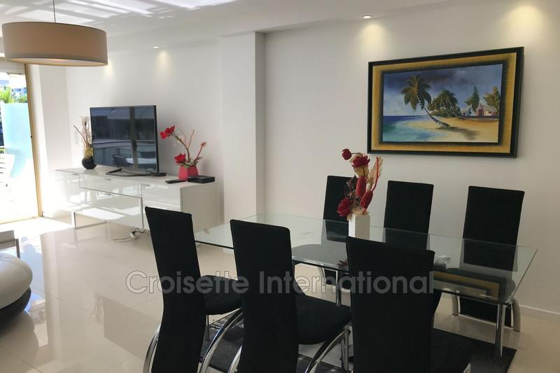 Appartement - 100 m² - 4 pièces