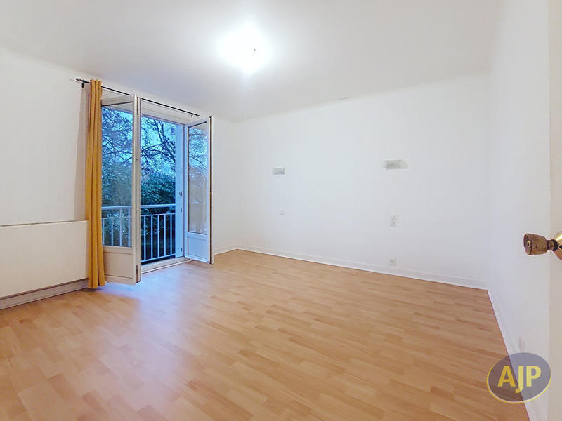Appartement - 91 m² - 4 pièces