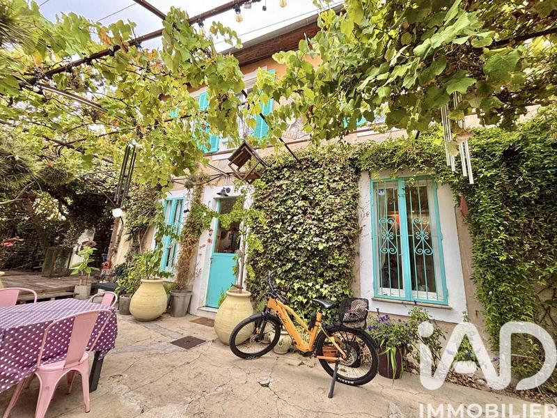 Maison - 99 m² - 4 pièces