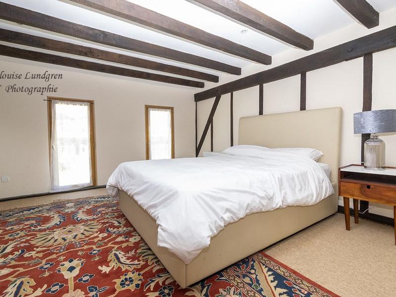 Maison - 900 m² - 20 pièces