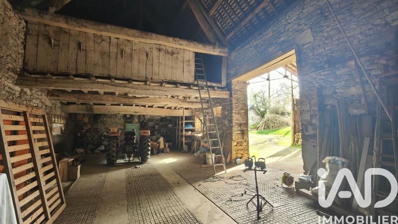 Maison - 150 m² - 2 pièces