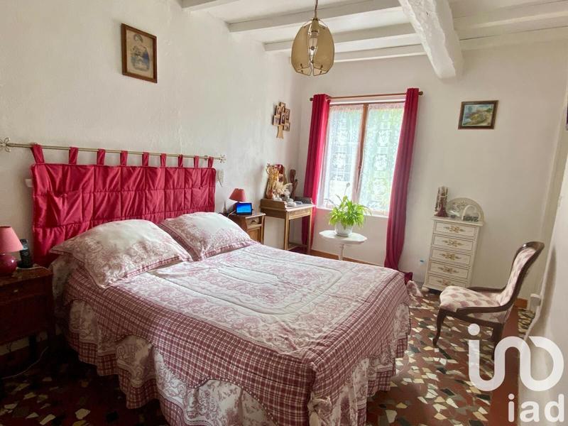 Maison - 250 m² - 9 pièces