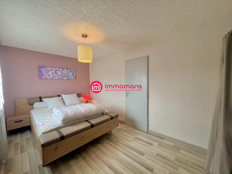 Maison - 90 m² - 5 pièces