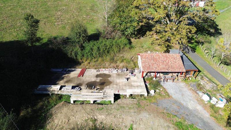 Terrain constructible - 3 000 m²