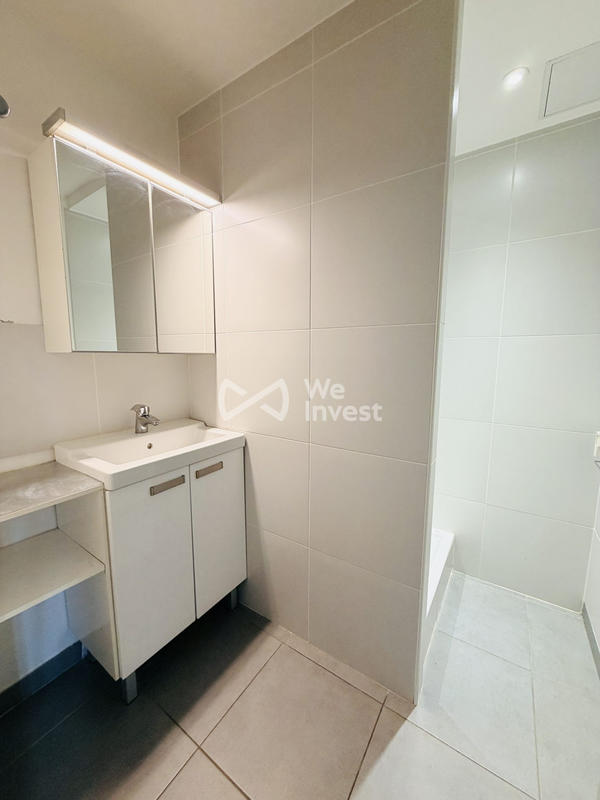 Appartement - 131 m² - 6 pièces