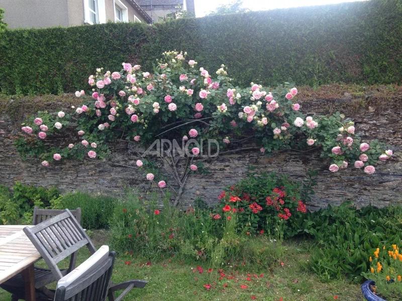 Maison - 189 m² - 9 pièces