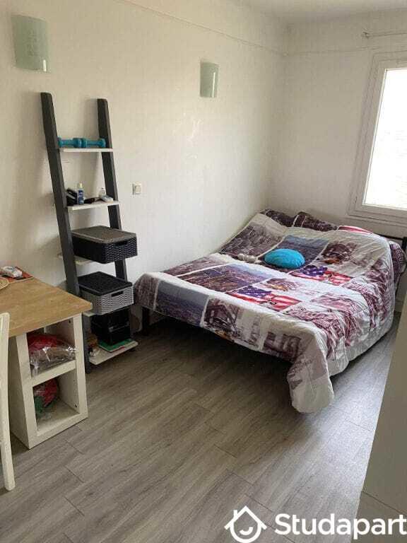 Maison - 150 m² - 12 pièces