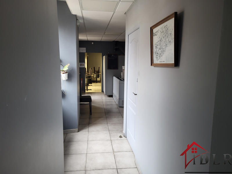 Local commercial - 300 m²