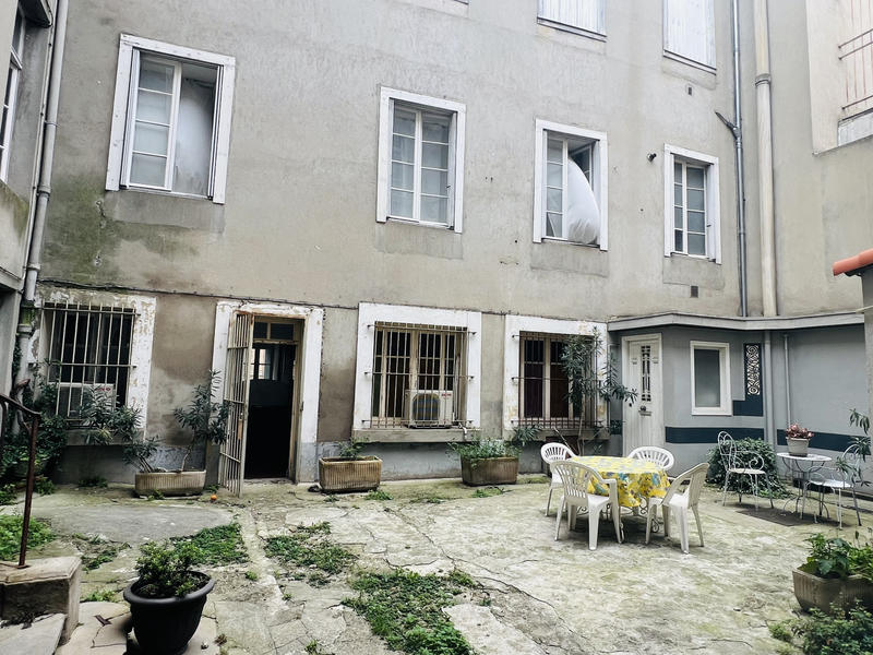 Appartement - 90 m² - 3 pièces