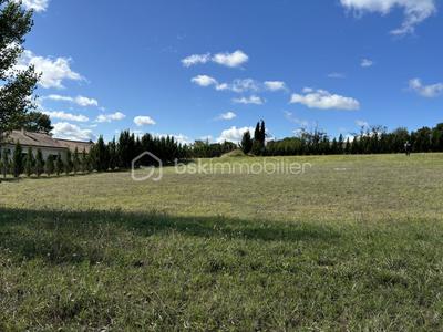 Terrain - 1 873 m²