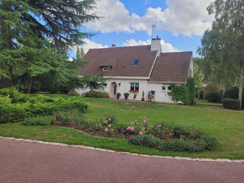 Maison traditionnelle - 200 m² - 7 pièces