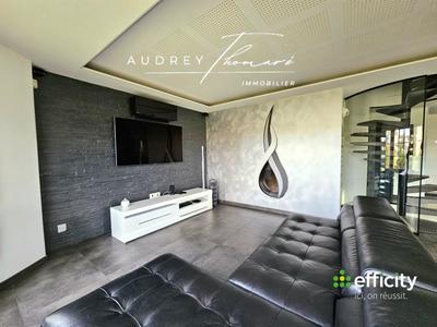 Pavillon - 140 m² - 6 pièces