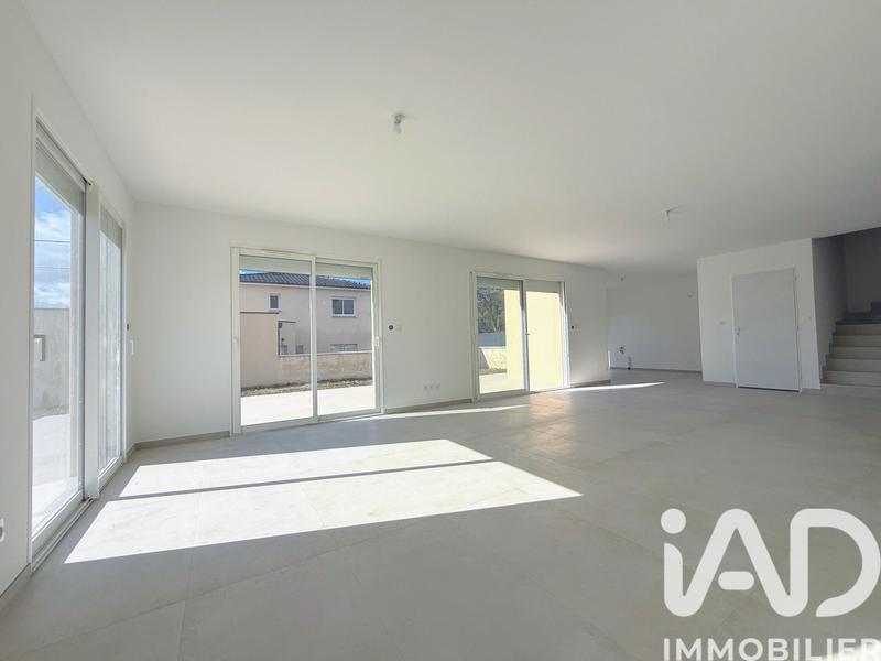 Maison - 118 m² - 5 pièces