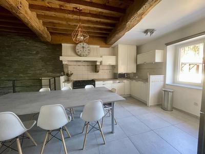 Maison - 139 m² - 6 pièces