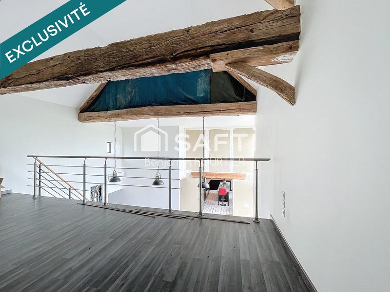 Maison - 212 m² - 8 pièces