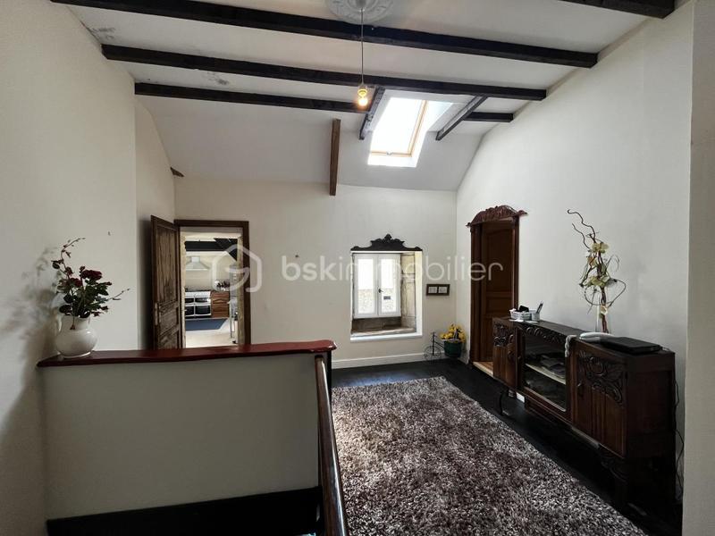 Maison en pierre - 200 m² - 6 pièces