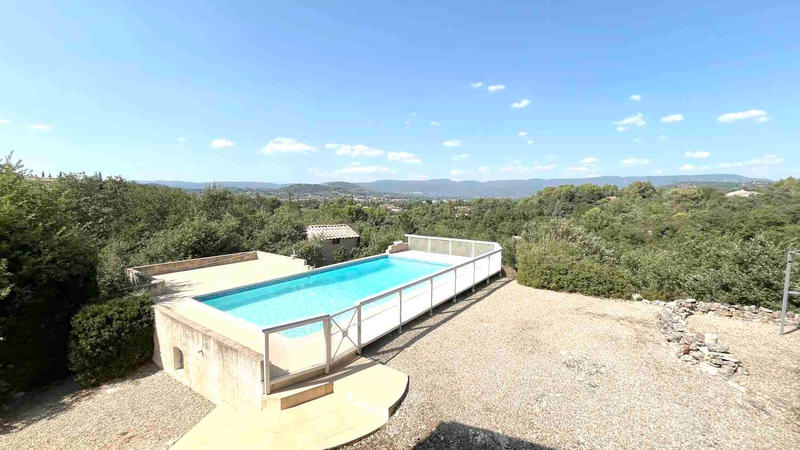 Maison - 166 m² - 7 pièces