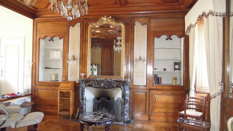 Maison - 256 m² - 10 pièces