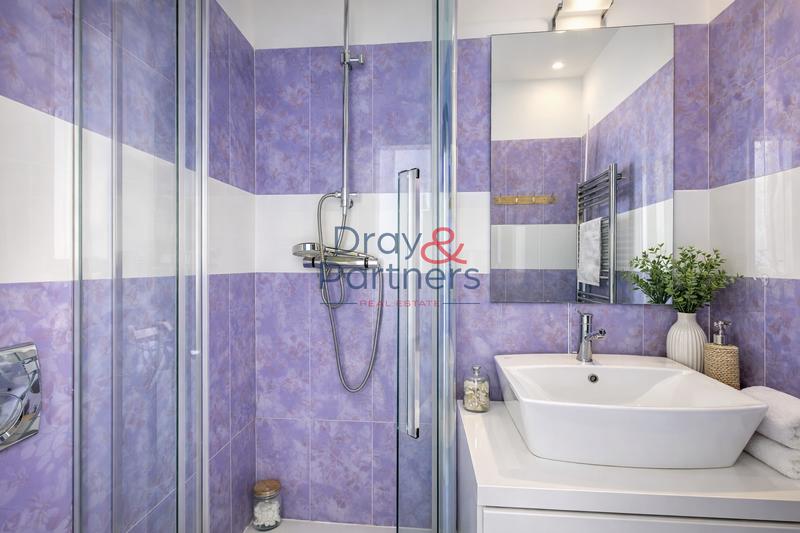 Appartement - 97 m² - 3 pièces