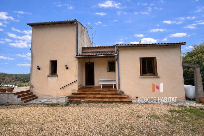 Maison - 98 m² - 5 pièces