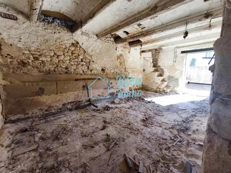 Grange - 350 m² - 6 pièces