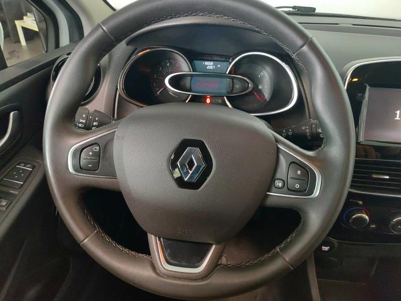 Renault Clio IV Business dCi 75 - 18