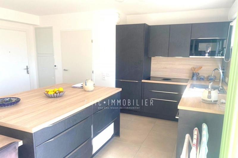 Appartement - 72 m² - 3 pièces