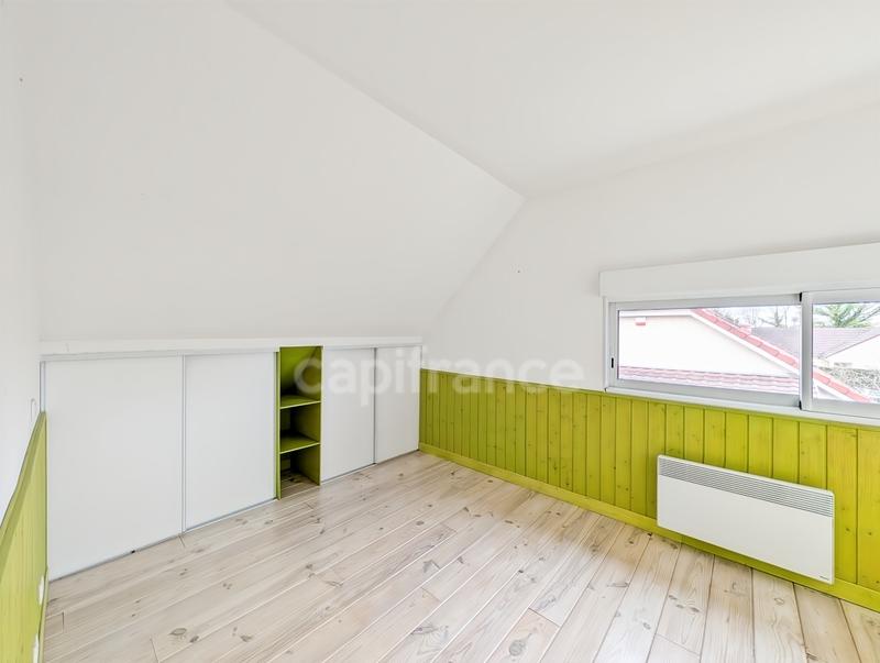Maison - 121 m² - 5 pièces