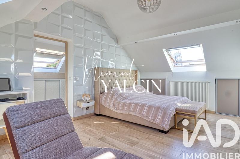 Maison - 200 m² - 7 pièces