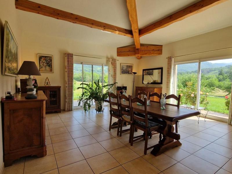 Villa - 192 m² - 5 pièces